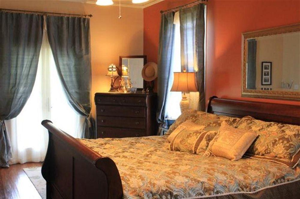 فندق كارول هاوس بد آند بركفاست Bay St. Louis المظهر الخارجي الصورة